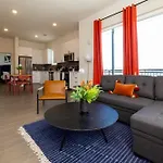 Modern Nulu 2Br By Cozysuites 04