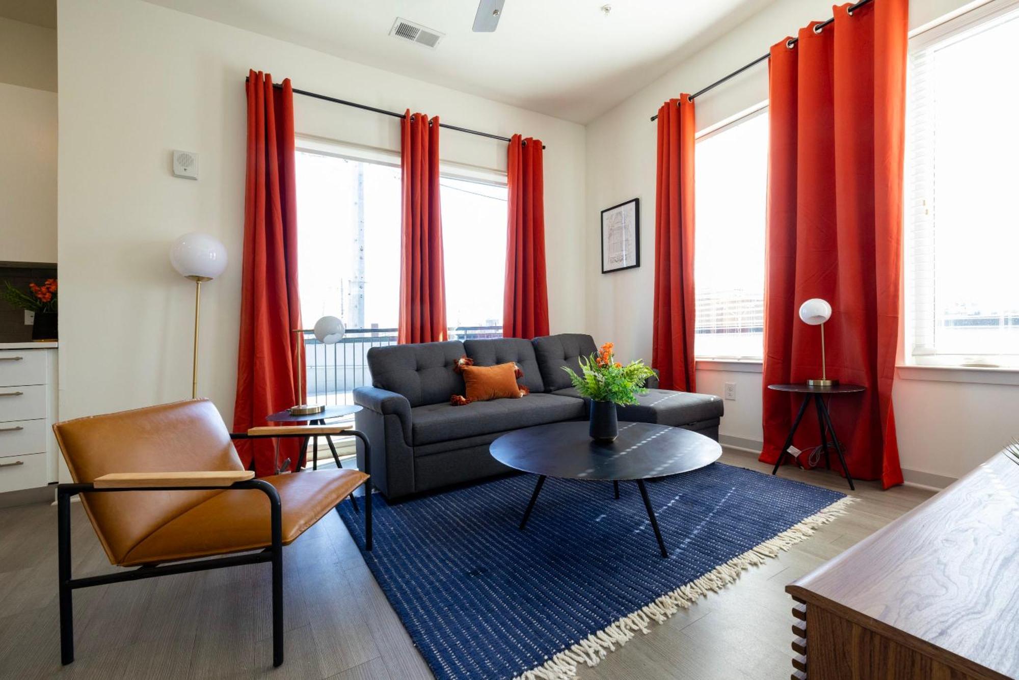 Modern Nulu 2br By Cozysuites 04 * Louisville