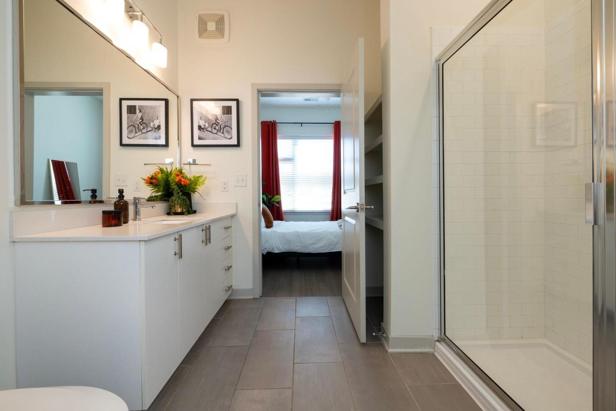 Apartment Modern Nulu 2br By Cozysuites 04 Louisville